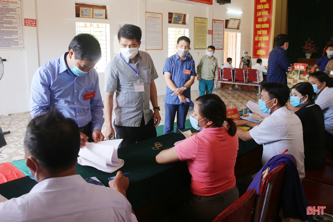 Công tác bầu cử ở Hà Tĩnh diễn ra dân chủ, bình đẳng, đúng quy định của pháp luật