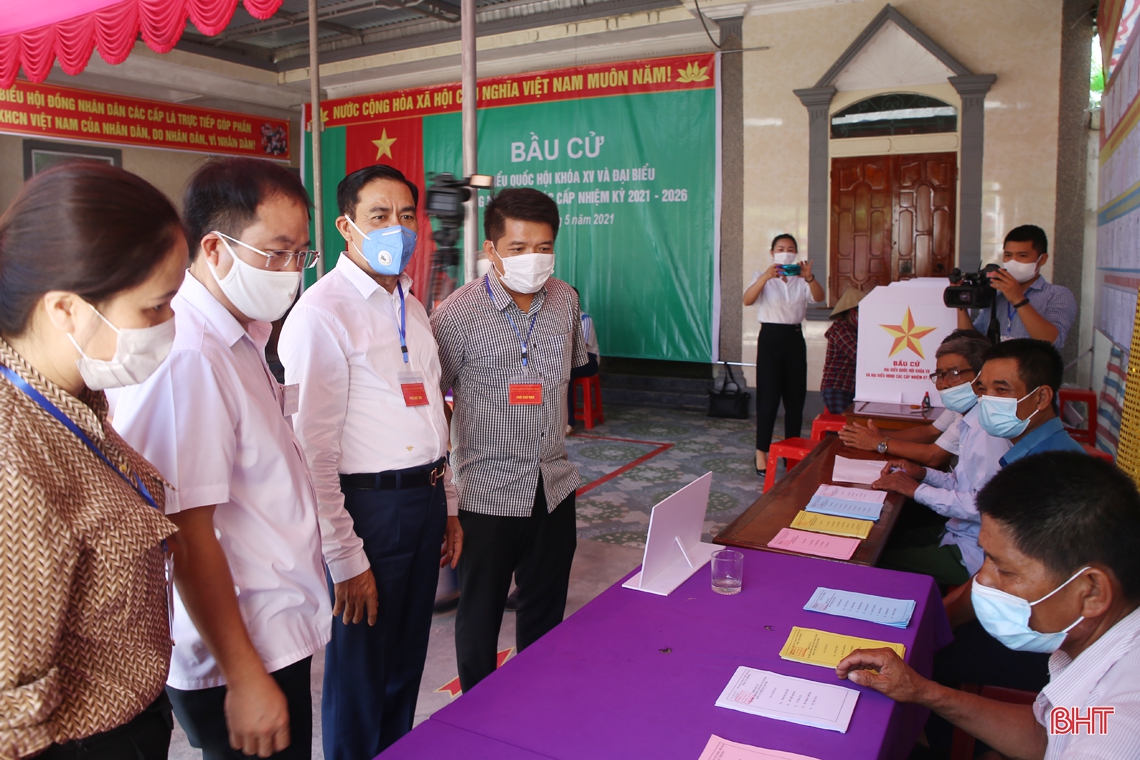 Công tác bầu cử ở Hà Tĩnh diễn ra dân chủ, bình đẳng, đúng quy định của pháp luật