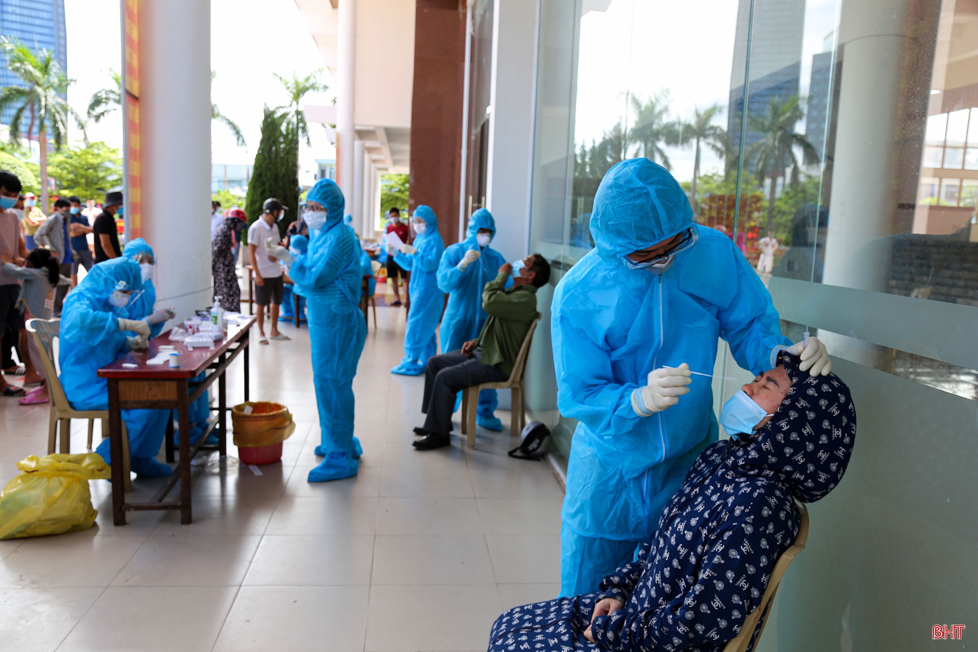 Hà Tĩnh kiên trì, nỗ lực thực hiện mục tiêu kép!
