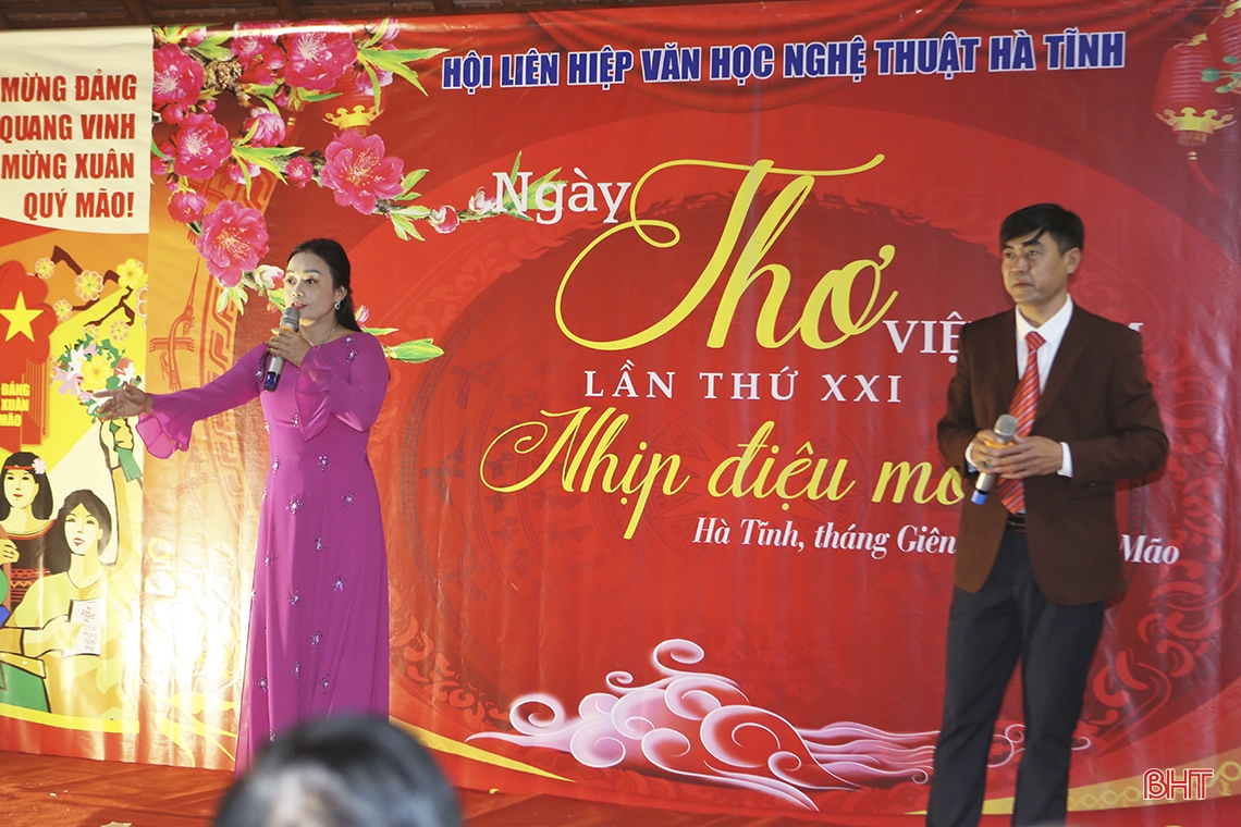 Đông đảo văn nghệ sỹ Hà Tĩnh hưởng ứng Ngày thơ Việt Nam