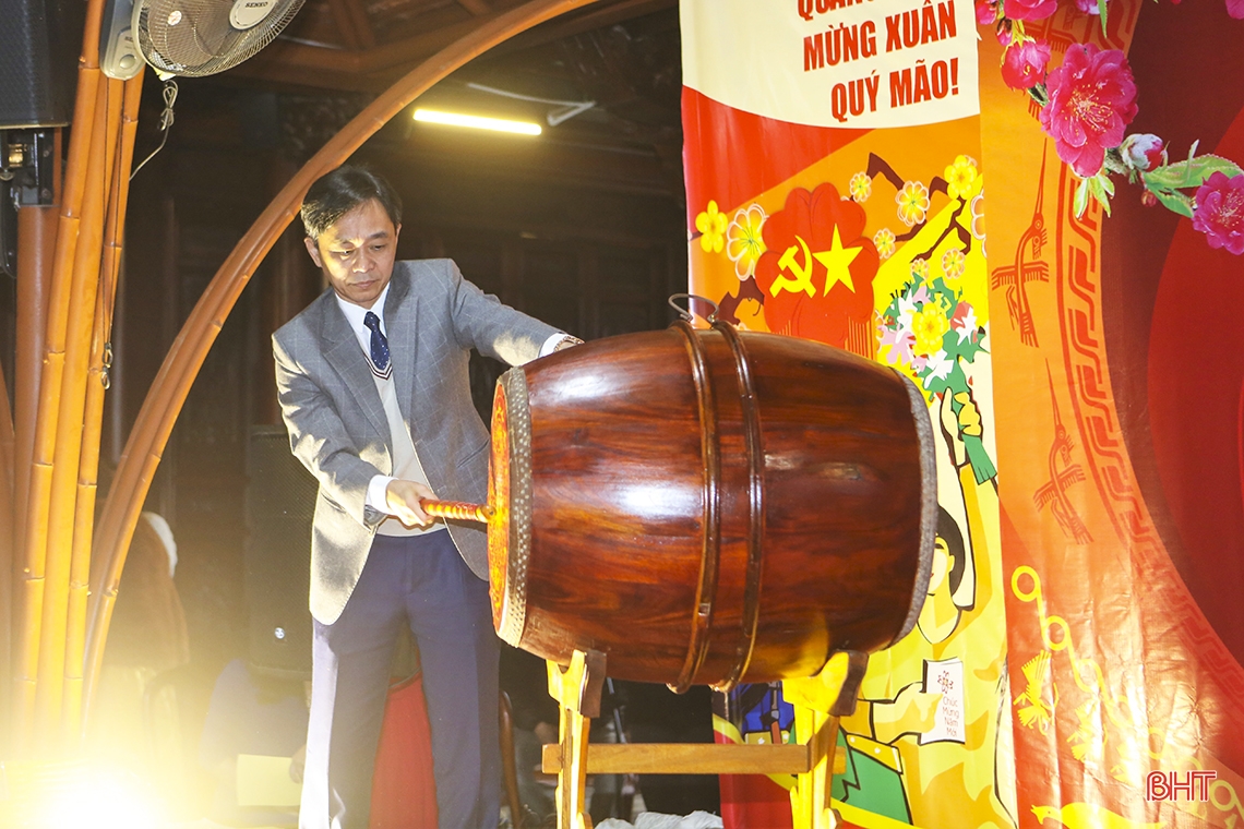 Đông đảo văn nghệ sỹ Hà Tĩnh hưởng ứng Ngày thơ Việt Nam