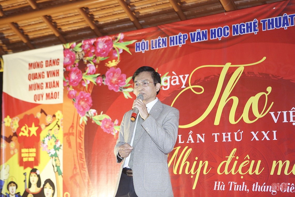 Đông đảo văn nghệ sỹ Hà Tĩnh hưởng ứng Ngày thơ Việt Nam