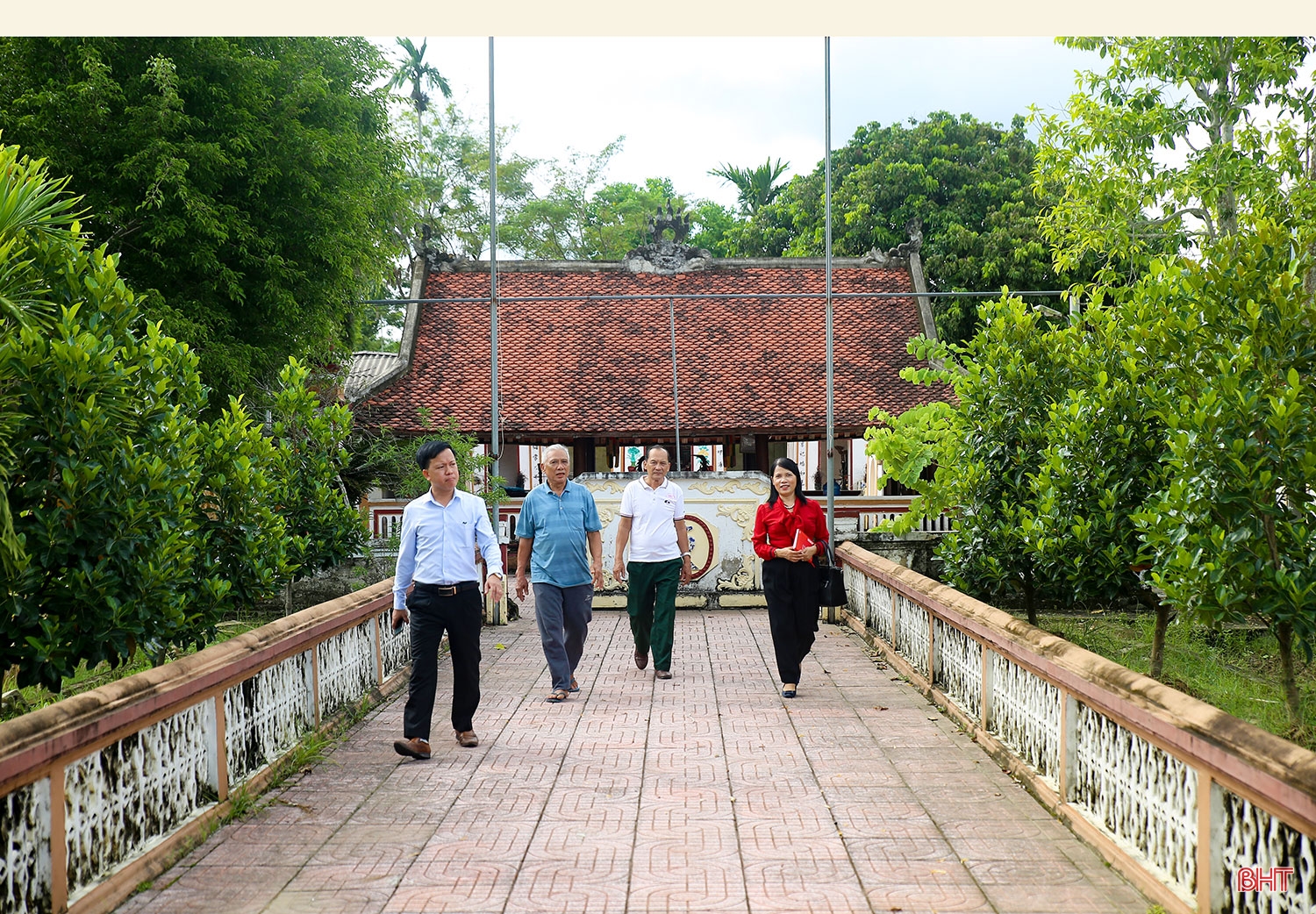 “Hạt giống đỏ” Xô viết nảy mầm xanh tươi…