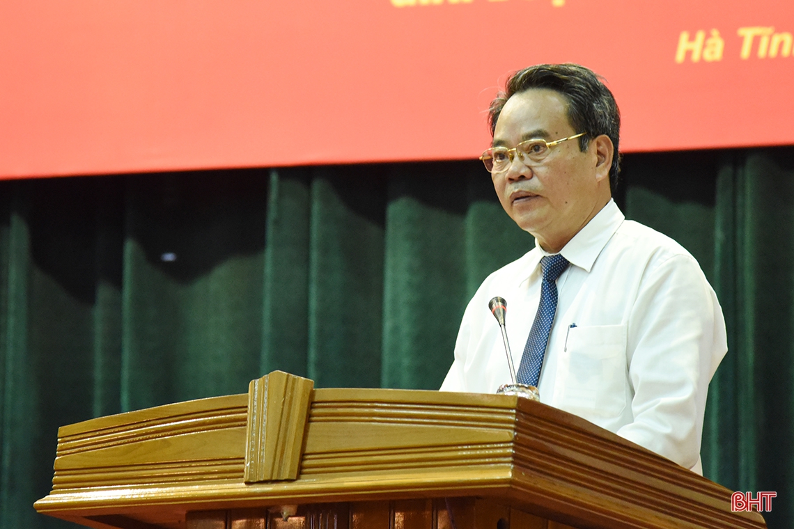 Đảng ủy Khối CCQ&DN Hà Tĩnh tuyên dương 48 tập thể, cá nhân tiêu biểu học và làm theo Bác