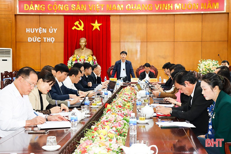 Các đại biểu tham dự buổi thảo luận tổ.
