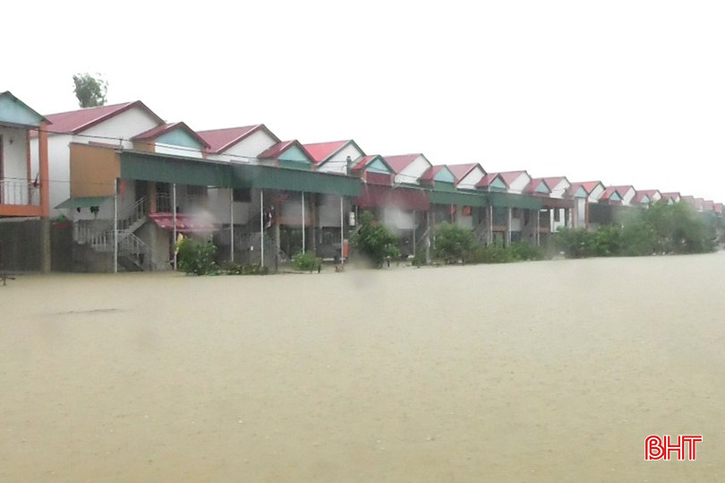 24 hộ dân vạn chài thôn Tiền Phong được sống trong những ngôi nhà mới