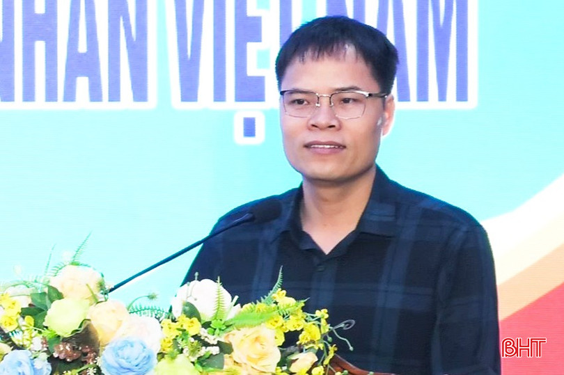 Ông Trần Tiến Sĩ - Công ty CP IDI mong muốn huyện có biện pháp tháo gỡ những khó khăn trong việc bố trí nguồn điện, hạn chế việc cắt điện ảnh hưởng rất lớn đối với sản xuất của các doanh nghiệp.