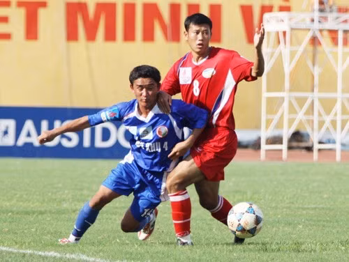 Thể Công(Đỏ) coi như đã an toàn còn QK4(Xanh) cũng đang còn nhiều cơ hội thoát hiểm. Ảnh: ĐA