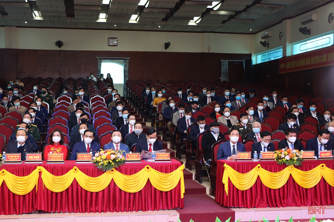 Kỷ niệm 180 năm danh xưng Cẩm Xuyên và đón bằng công nhận huyện nông thôn mới
