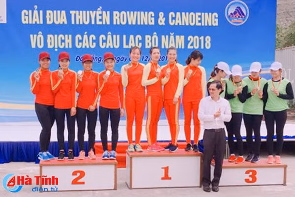 ha tinh gianh 5 huy chuong giai rowing va canoeing cac clb toan quoc