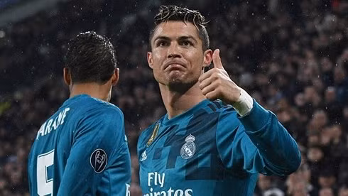 ronaldo ruc sang real thang 3 sao truoc juventus