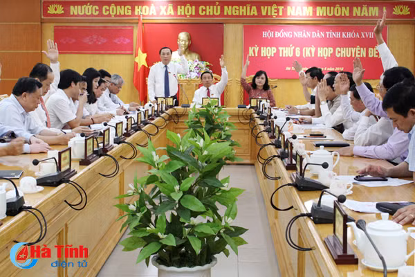 hdnd tinh ha tinh thong qua nghi quyet thanh lap thi tran dong loc