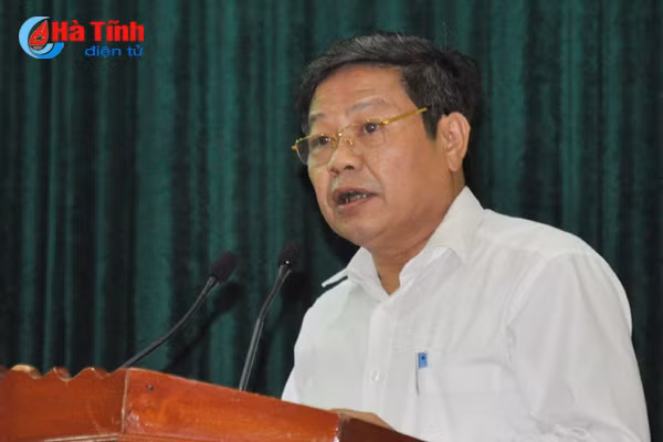 ha tinh thu gon don vi hanh chinh cap xa giam toi thieu 10 bien che