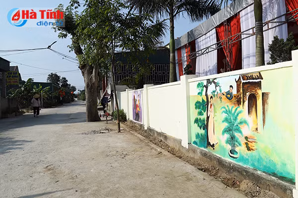doc dao con duong bich hoa o khu dan cu mau cua ha tinh