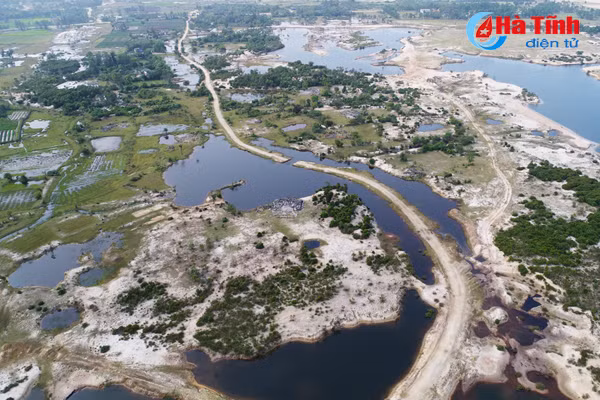 flycam canh hoang tan vung mo sat thach khe ha tinh