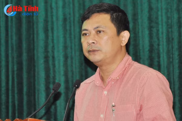 ha tinh thu gon don vi hanh chinh cap xa giam toi thieu 10 bien che