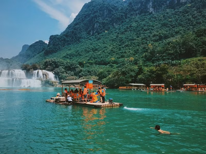 dip 30 4 ngai dong duc hay den 5 dia diem ly tuong nay
