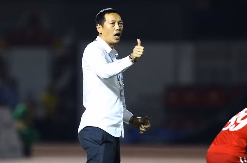 day thu linh moi cua bong da xu nghe