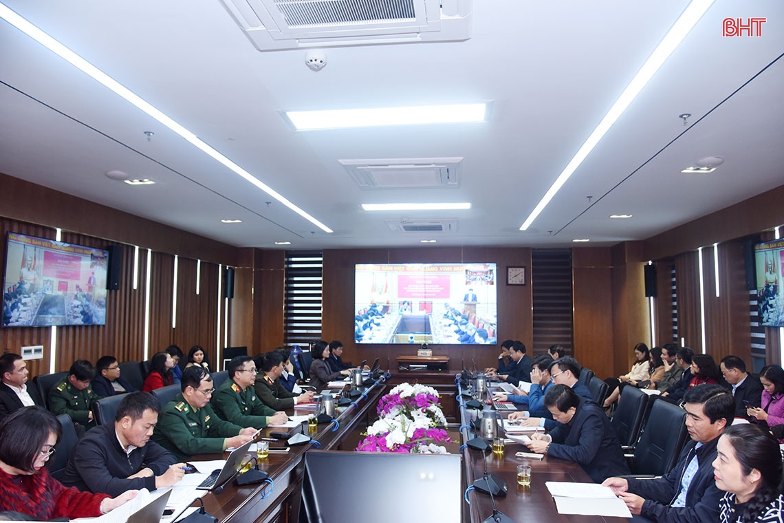Hà Tĩnh nghiêm túc quán triệt các văn bản mới của Trung ương về công tác tổ chức xây dựng Đảng