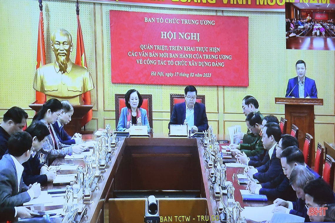 Hà Tĩnh nghiêm túc quán triệt các văn bản mới của Trung ương về công tác tổ chức xây dựng Đảng