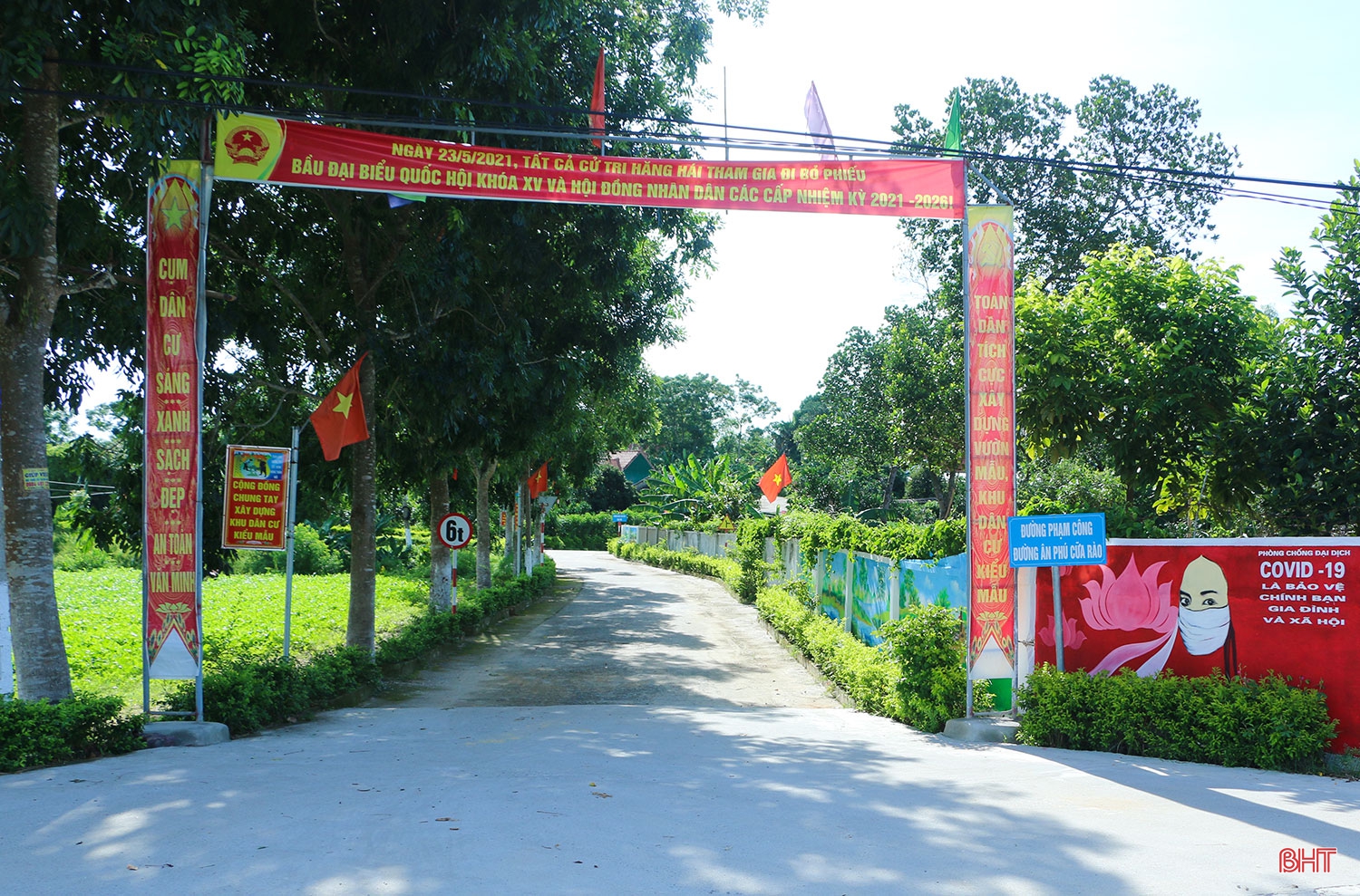 Xây dựng nông thôn mới ở Vũ Quang - “chỉ có khởi đầu, không có kết thúc” (bài 1): Hành trình huyện miền núi - biên giới đầu tiên của cả nước đạt chuẩn nông thôn mới