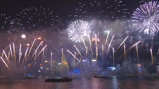 Thế giới rợp trời pháo hoa chào đón năm mới 2019