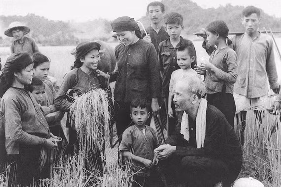 [QUIZ] Tên gọi đầu tiên của Hội Nông dân Việt Nam là gì?
