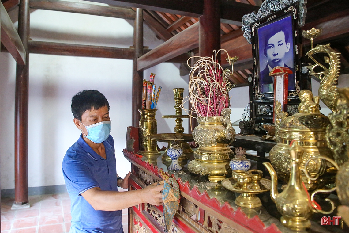Thăm Khu di tích Tổng Bí thư đầu tiên của Đảng