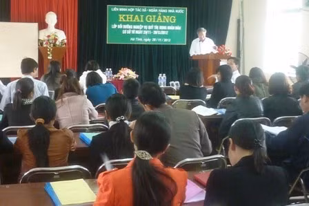 Gần 100 học viên tham gia Lớp tập huấn