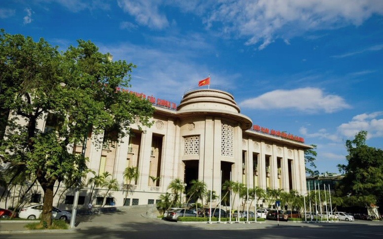 Ngân hàng Nhà nước (NHNN) yêu cầu các tổ chức tín dụng đồng thời triển khai giải pháp giảm 1,5-2%/năm lãi suất cho vay đối với lĩnh vực sản xuất, kinh doanh và lĩnh vực ưu tiên