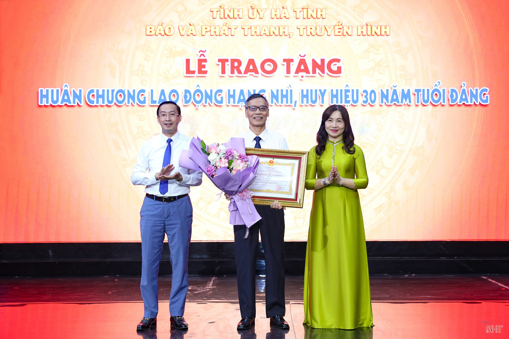 bqbht_br_trao-huan-chuongmm.jpg