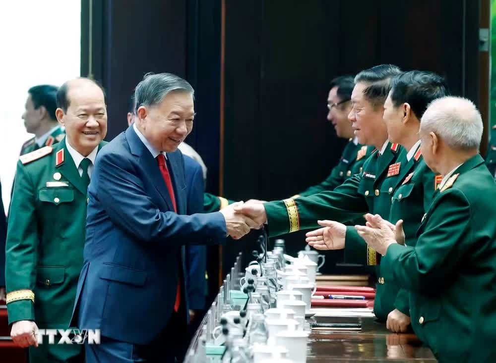 Tổng Bí thư, Chủ tịch nước Tô Lâm với các đại biểu dự Đại hội. (Ảnh: Thống Nhất/TTXVN)