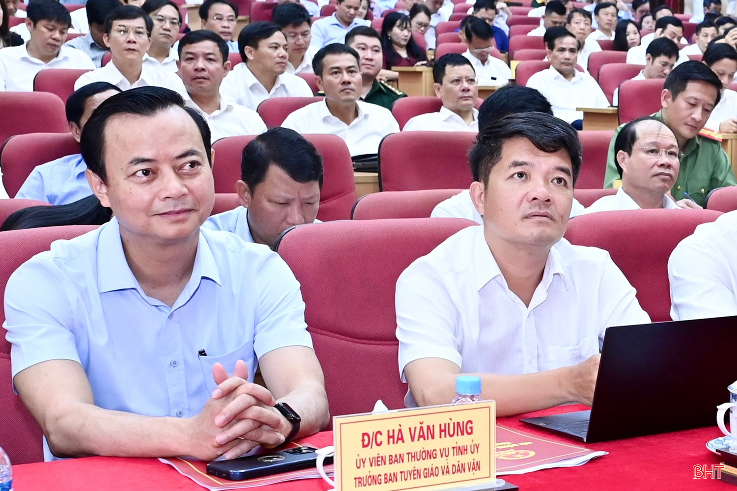Đại biểu tham dự hội nghị tổng kết.