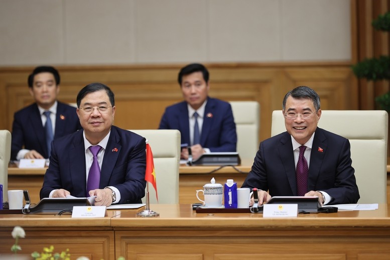 Thủ tướng Lê Minh Hưng bày tỏ cảm ơn sâu sắc đối với sự ủng hộ, giúp đỡ chí tình, chí nghĩa mà Đảng, Nhà nước và nhân dân Lào đã dành cho Việt Nam trong sự nghiệp xây dựng và bảo vệ Tổ quốc suốt những năm qua - Ảnh: VGP/Nhật Bắc