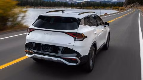 Kia Sportage 2023 chốt giá từ 27.205 USD, bán tại Việt Nam trong năm nay