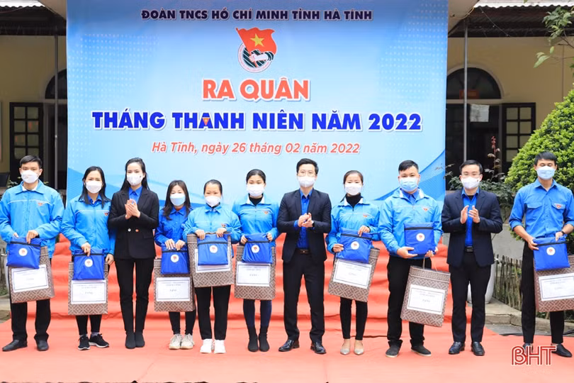 Tuổi trẻ Hà Tĩnh ra quân hưởng ứng Tháng Thanh niên năm 2022