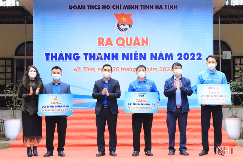 Tuổi trẻ Hà Tĩnh ra quân hưởng ứng Tháng Thanh niên năm 2022