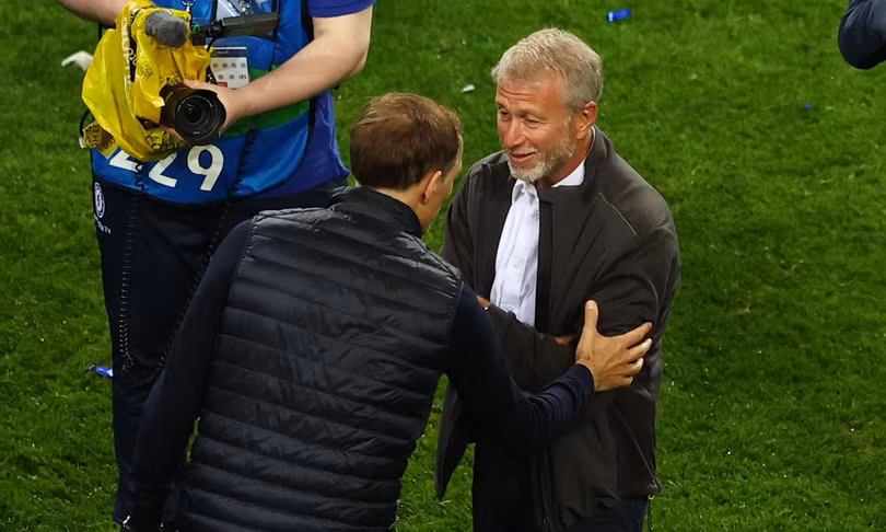 Abramovich nguy cơ phải bán Chelsea