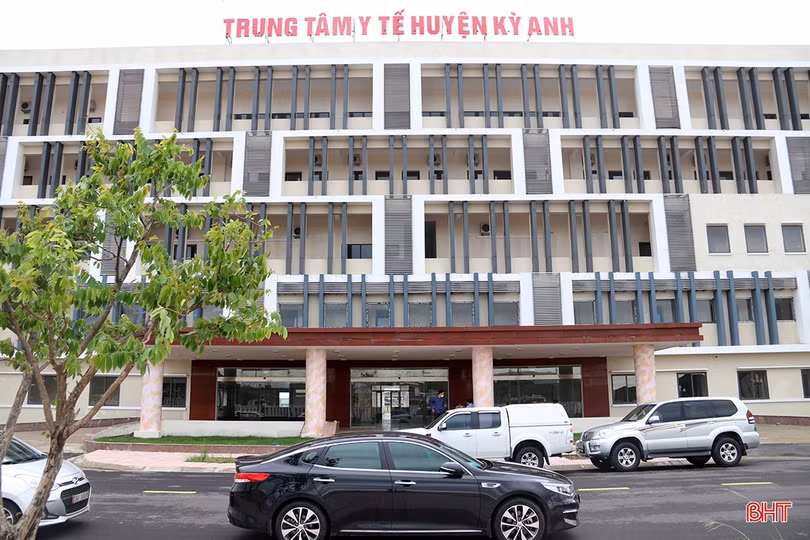 Trung tâm Y tế huyện Kỳ Anh chính thức khai trương hoạt động khám, chữa bệnh