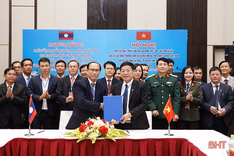 Hà Tĩnh - Bolikhămxay tăng cường hợp tác lao động việc làm, an sinh xã hội