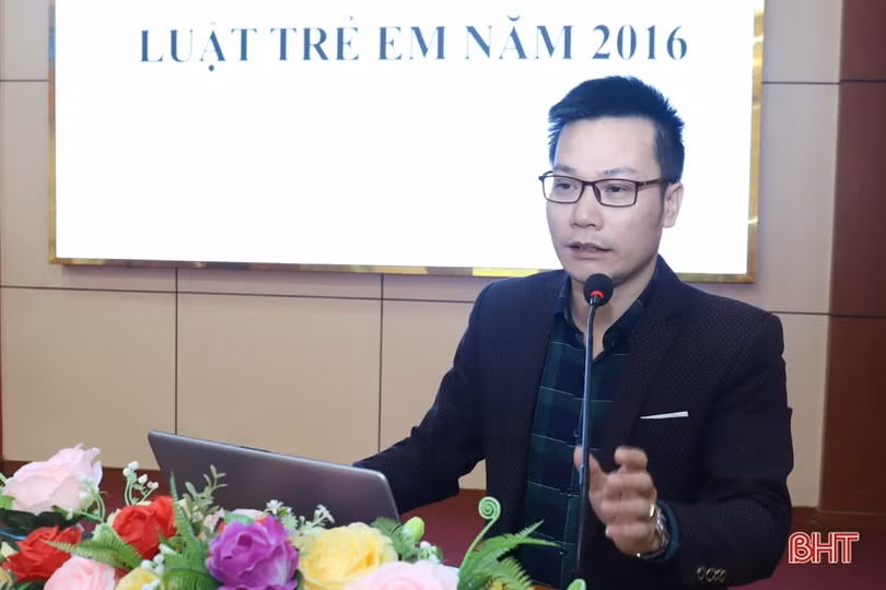 Nâng cao năng lực cho đội ngũ cán bộ làm công tác trẻ em