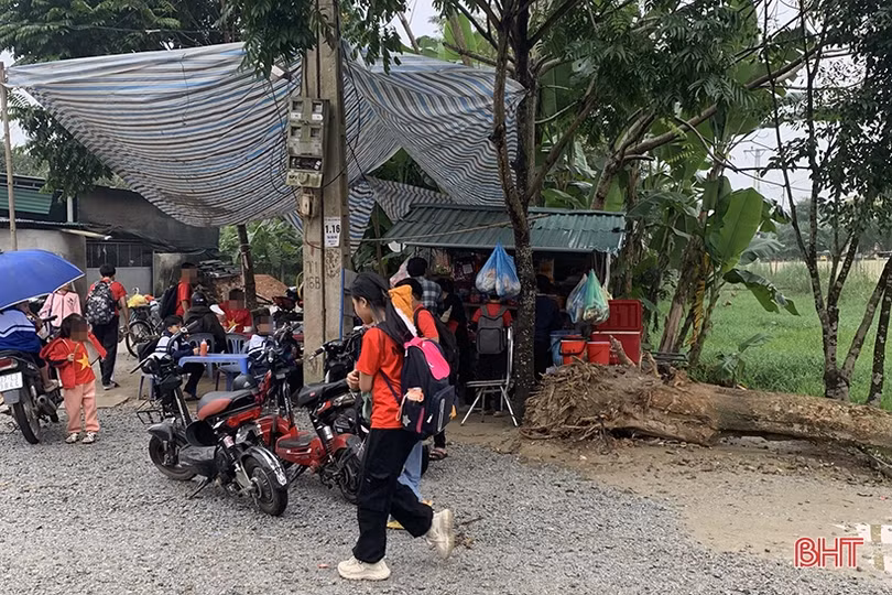 Ẩn họa từ đồ ăn vặt trước cổng trường