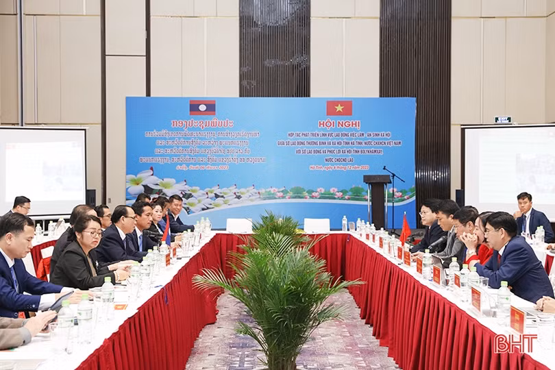 Hà Tĩnh - Bolikhămxay tăng cường hợp tác lao động việc làm, an sinh xã hội