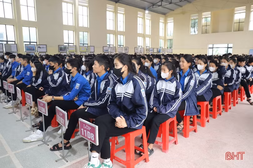 Triển lãm 3D “Hoàng Sa, Trường Sa của Việt Nam” tại Hương Sơn