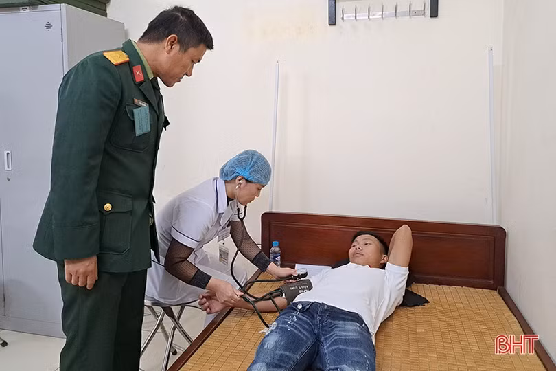 525 công dân Nghi Xuân tham gia khám tuyển nghĩa vụ quân sự