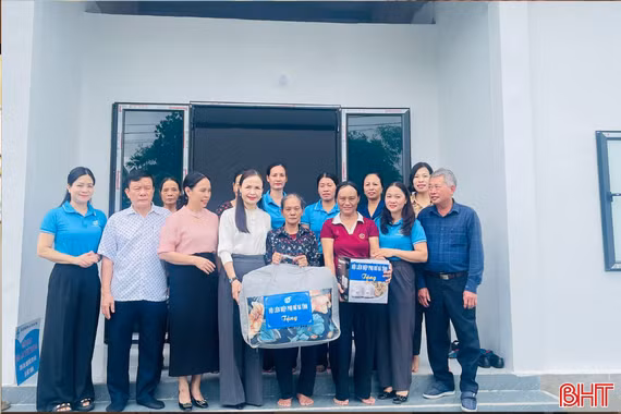 Điểm tựa giúp phụ nữ, trẻ em nghèo vượt qua khó khăn