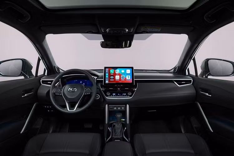Toyota Corolla Cross 2022 ra mắt, trang bị tốt hơn