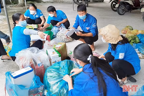 Tuổi trẻ Hà Tĩnh duy trì hiệu quả hoạt động tình nguyện tại các khu vực cách ly y tế