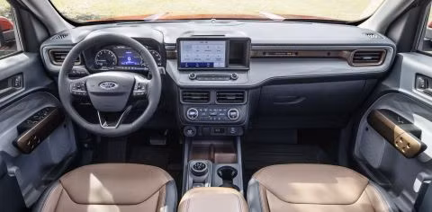 Bán tải cỡ nhỏ Ford Maverick 2022 bắt đầu được sản xuất