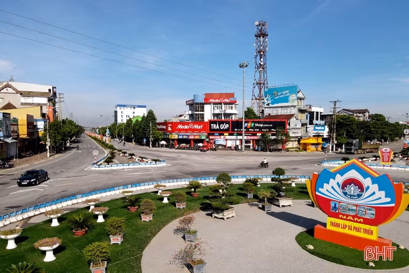 Nhịp sống bình thường mới ở thị xã dưới chân núi Hồng